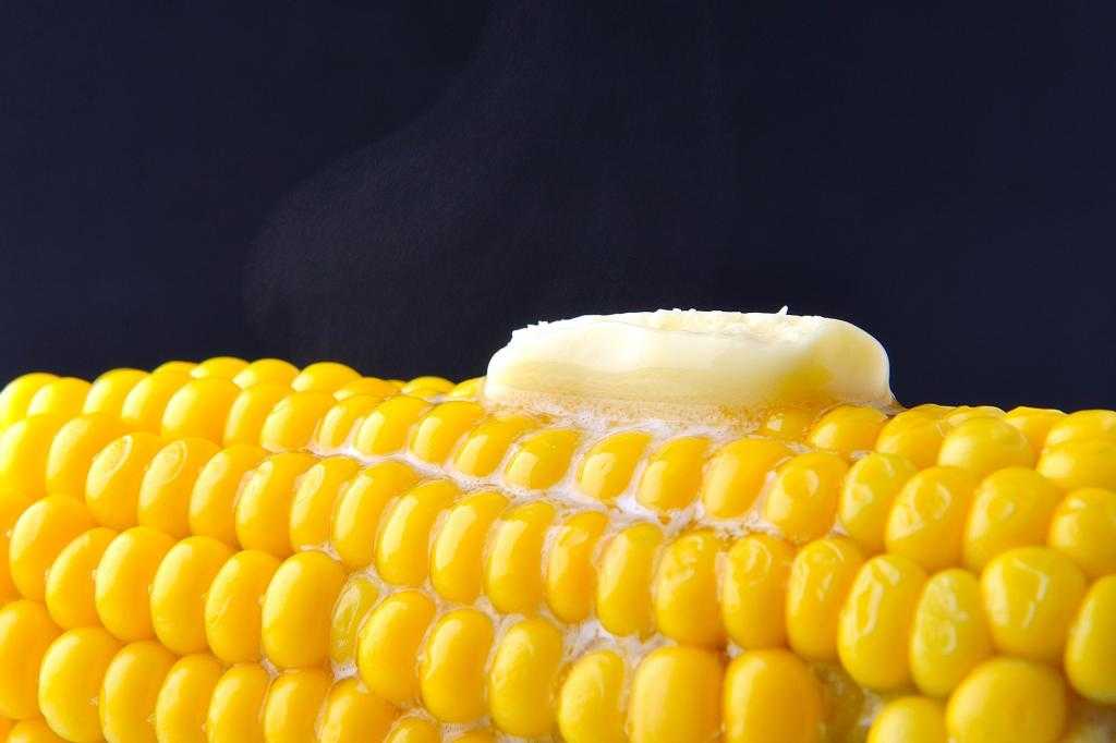 отварная кукуруза